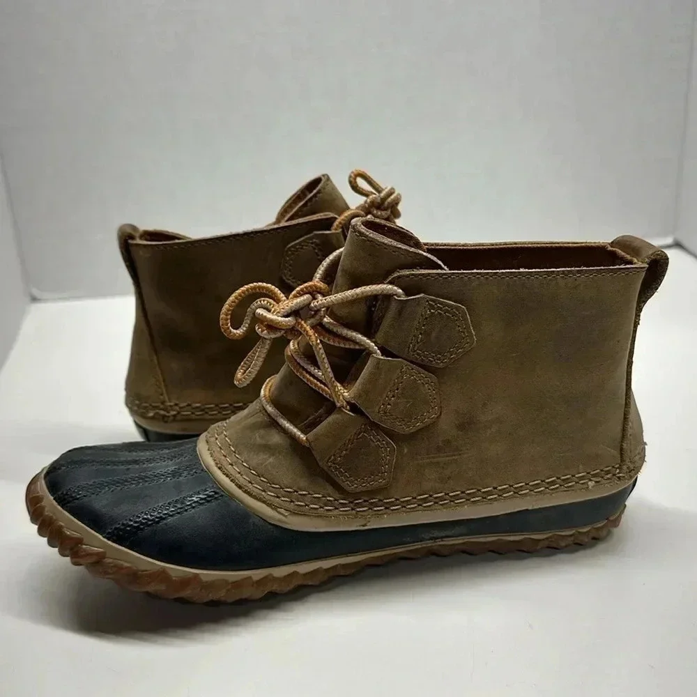 Sorel Out N about Leather Snow Boot Waterproof Lace Up Brown Black Women’s 7